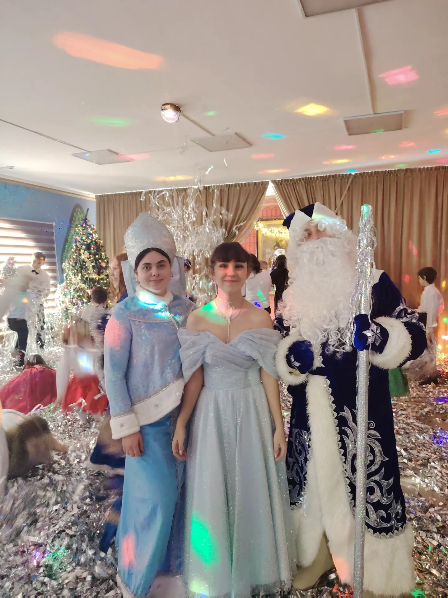 Неделя 31-я по Пятидесятнице, по Рождестве Христовом. Рождественский праздник Воскресной школы.