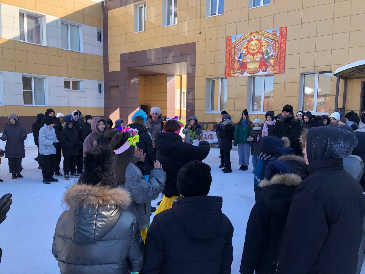 Клирик собора посетил Детский дом.