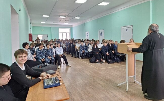 День Православной книги в 49 школе города Орска.